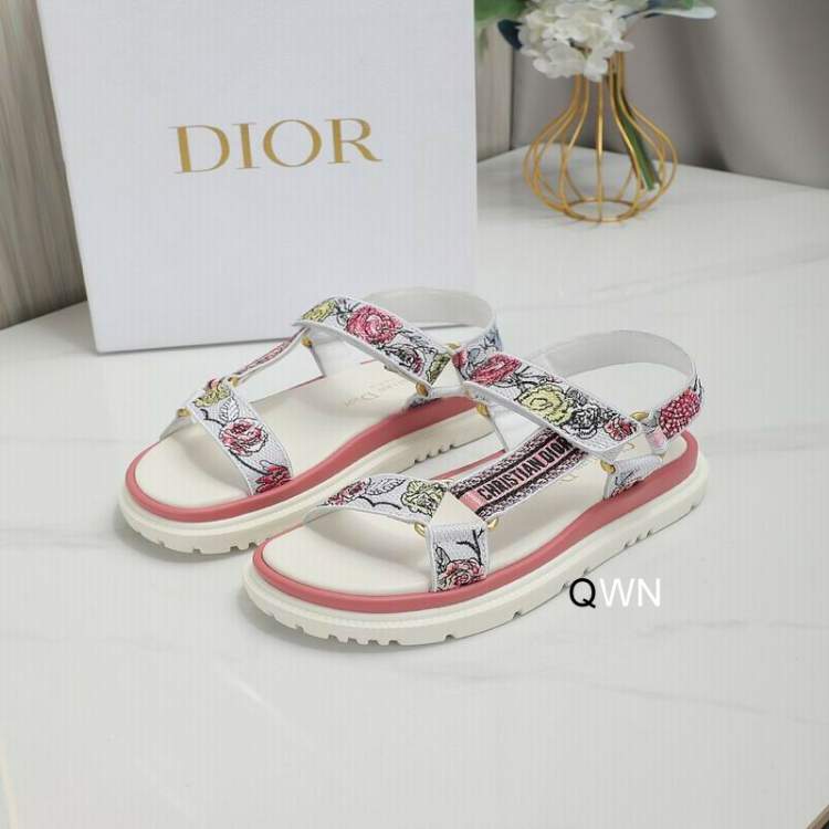 Picture of Dior Shoes _SKUDiorsz35-40WN04063344